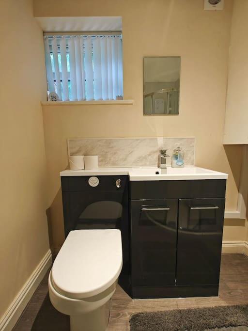 דירות סוליהול Luxury 5-Bed House Near Nec & Bhx מראה חיצוני תמונה